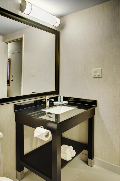 Quality Inn North Bay Room photo